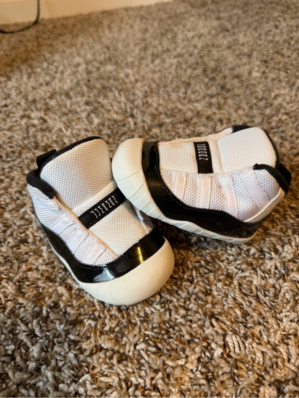 Infant Jordan Shoes Sz 4c